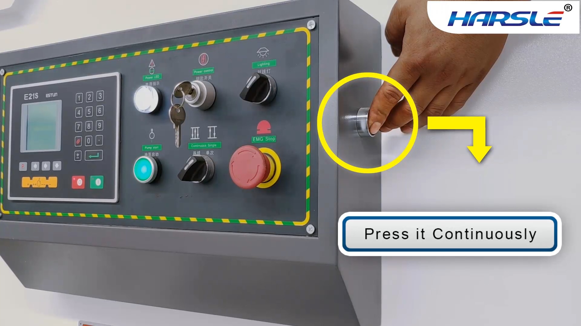 So pumpen Sie Stickstoffgas für eine hydraulische Schermaschine auf