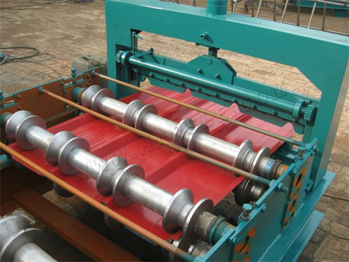 Dachziegel-Rollformmaschine aus China