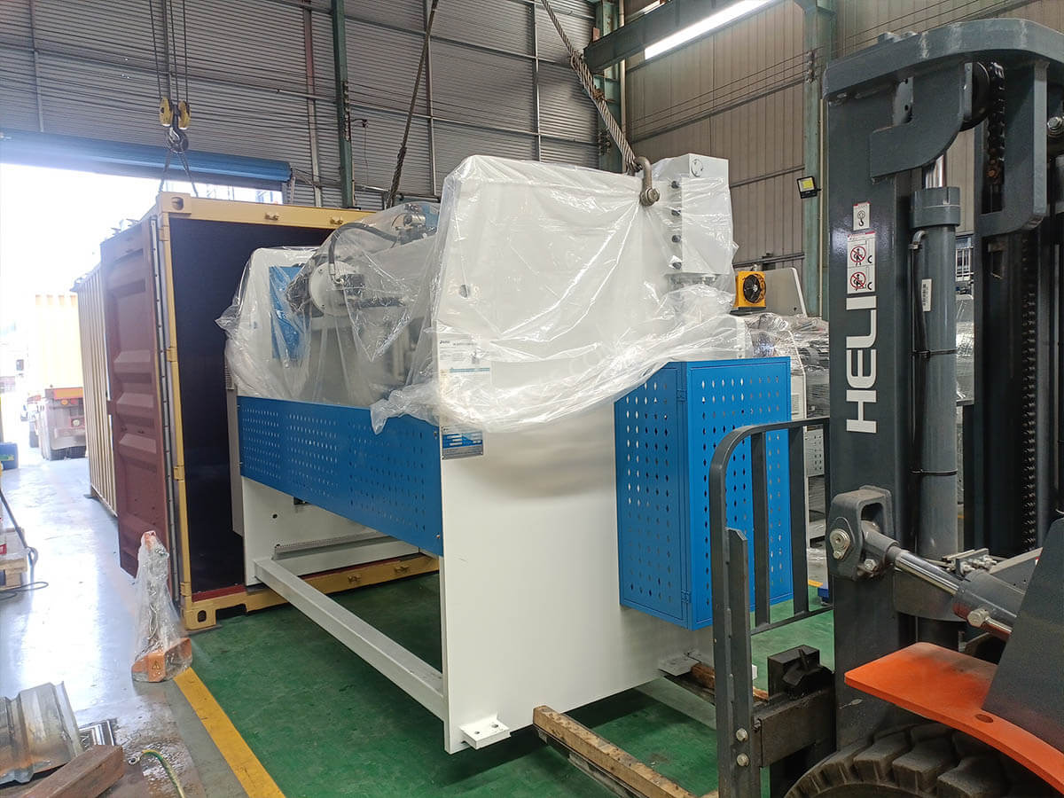 Syrien-WC67K-100T3200 Pressbremse (3)