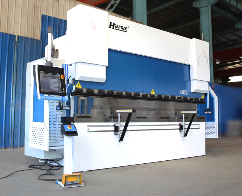 DA-66T HS16037 Hybrid CNC-Pressbremse mit Hydraulikklemme und Servopumpenkontrolle