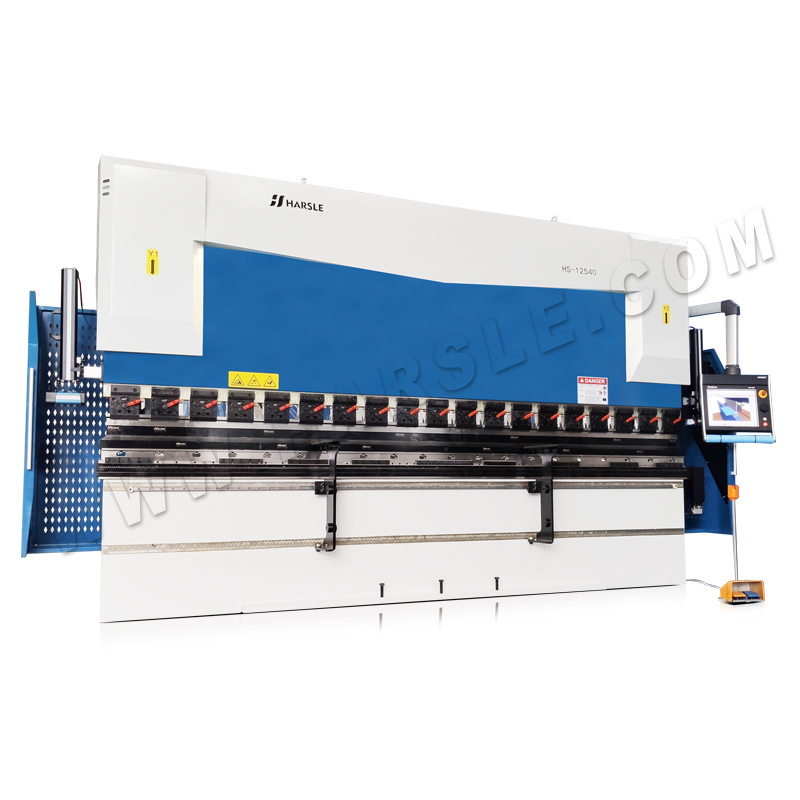 WE67K Genius 125T/4000 CNC Pressbremse mit 8+1-Achse, Delem DA-66T und Amada-Werkzeugklemmen